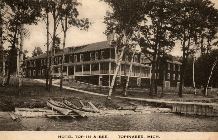 Hotel Top-In-A-Bee - Vintage Postcard (newer photo)